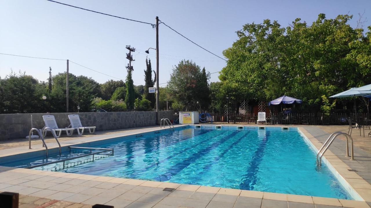 Camping Mitikas And Bungalows بلاكا ليتوشورو المظهر الخارجي الصورة