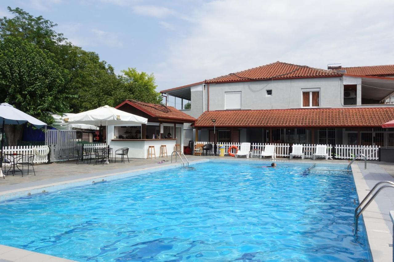 Camping Mitikas And Bungalows بلاكا ليتوشورو المظهر الخارجي الصورة